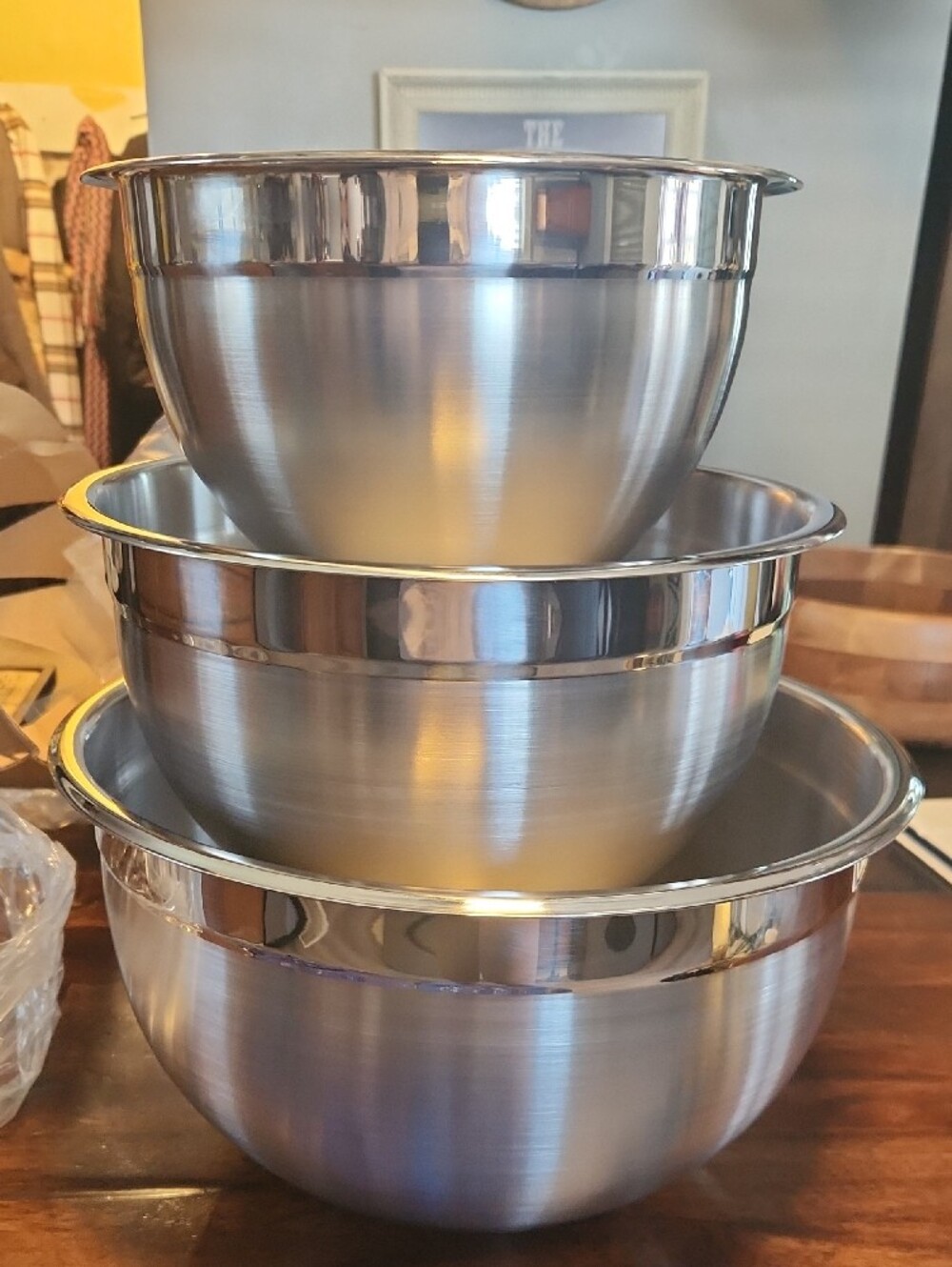 Tramontina Gourmet 3-Piece Nesting Stainless Steel Mixixing. 8,5,3 QT New